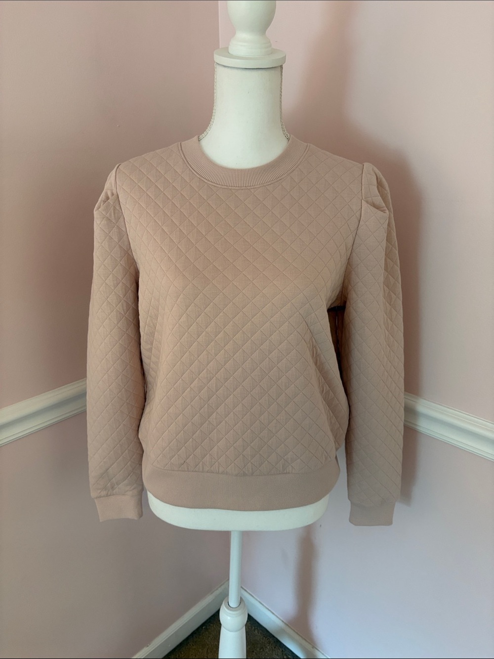 Walter Hagen Quilted Puff-Sleeve Sweatshirt in Blush